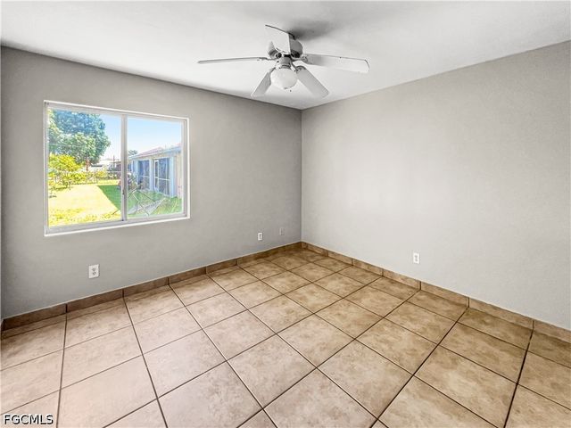 1321 SE 8th AVE 4, Cape Coral, FL 33990