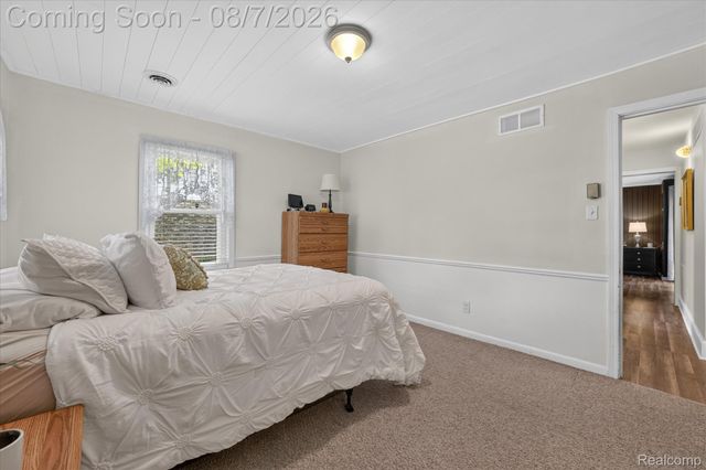 23340 Joy Street, St. Clair Shores, MI 48082