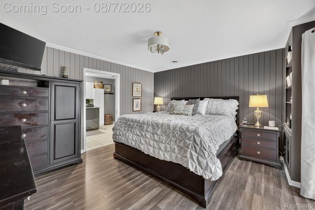 23340 Joy Street, St. Clair Shores, MI 48082