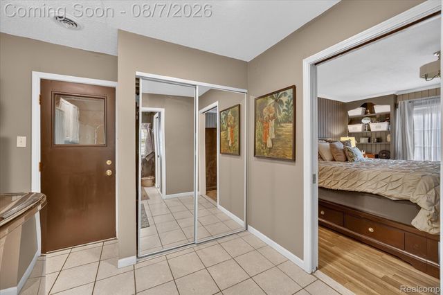 23340 Joy Street, St. Clair Shores, MI 48082