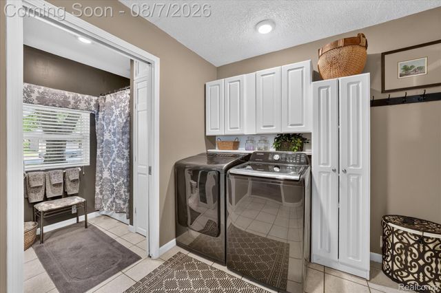 23340 Joy Street, St. Clair Shores, MI 48082