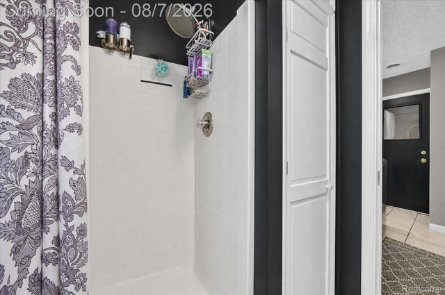 23340 Joy Street, St. Clair Shores, MI 48082