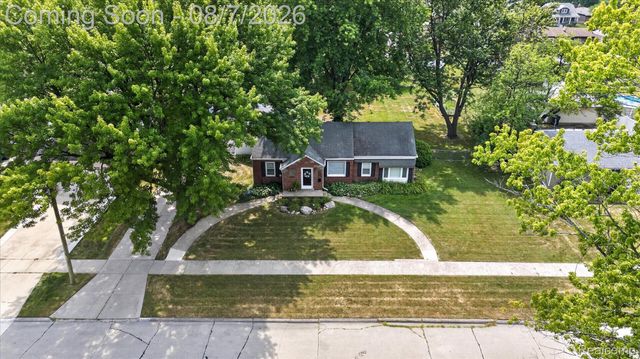 23340 Joy Street, St. Clair Shores, MI 48082