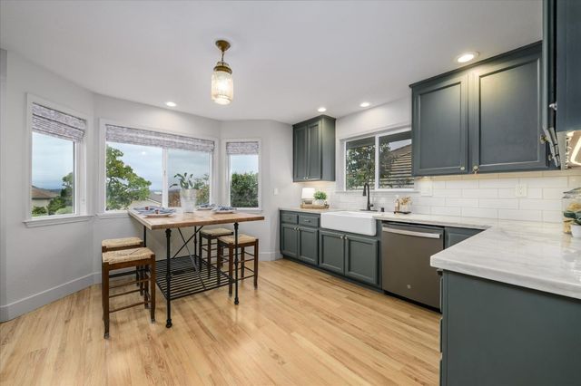 3120 Woodleigh Ln, Cameron Park, CA 95682