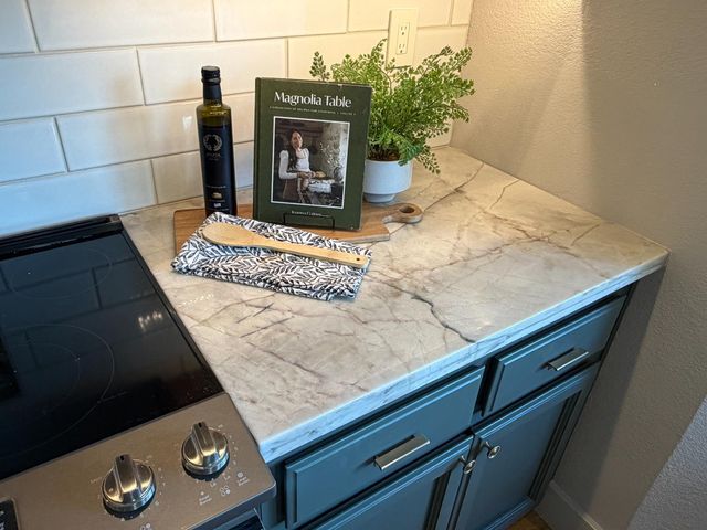 3120 Woodleigh Ln, Cameron Park, CA 95682