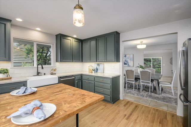 3120 Woodleigh Ln, Cameron Park, CA 95682