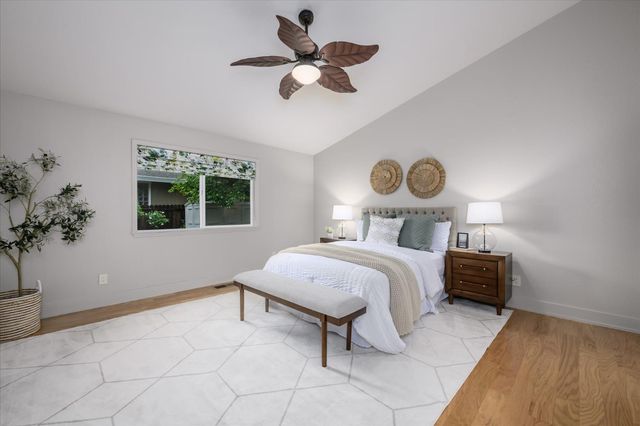 3120 Woodleigh Ln, Cameron Park, CA 95682