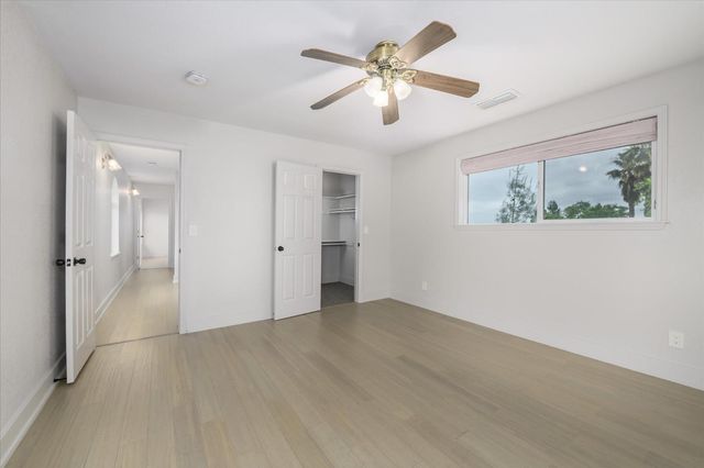 3120 Woodleigh Ln, Cameron Park, CA 95682