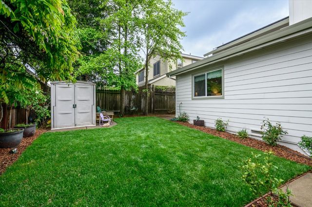 3120 Woodleigh Ln, Cameron Park, CA 95682