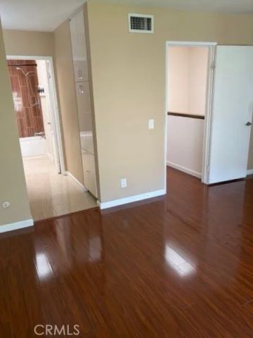 5749 E Creekside 7, Orange, CA 92869