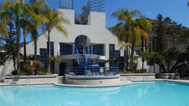 5749 E Creekside 7, Orange, CA 92869