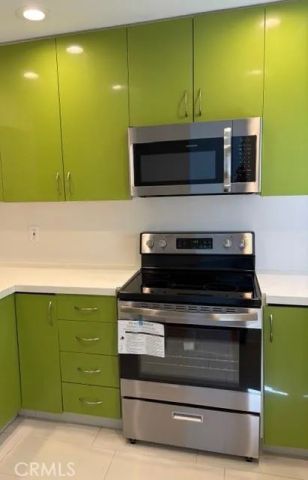 5749 E Creekside 7, Orange, CA 92869