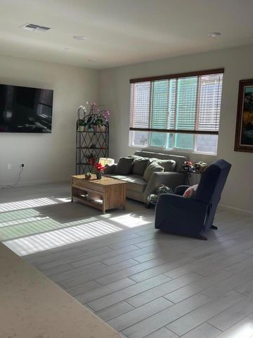 2001 Wildflower Drive, Hollister, CA 95023