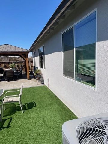 2001 Wildflower Drive, Hollister, CA 95023