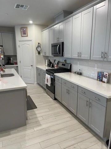 2001 Wildflower Drive, Hollister, CA 95023