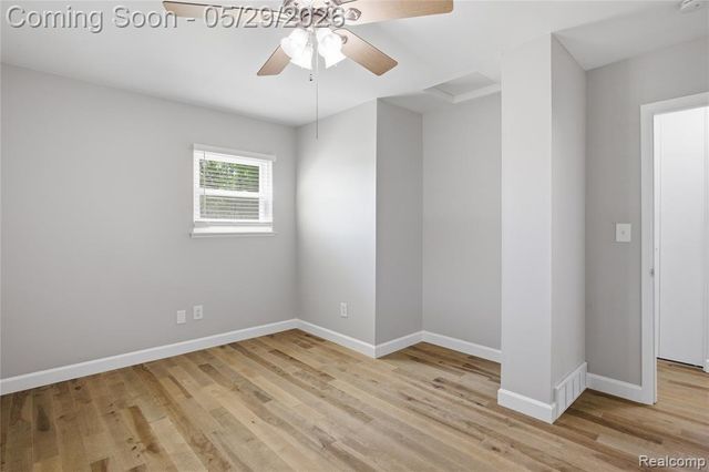 37257 Dundee Street, Sterling Heights, MI 48310