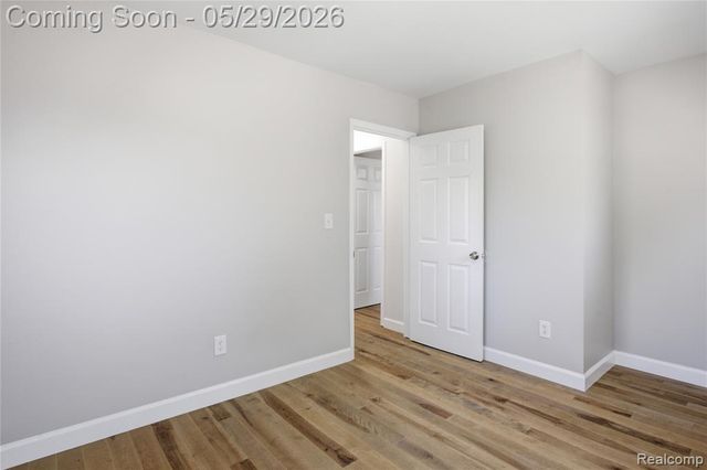 37257 Dundee Street, Sterling Heights, MI 48310