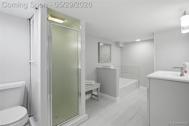 37257 Dundee Street, Sterling Heights, MI 48310
