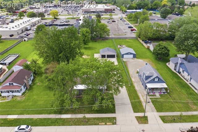 37257 Dundee Street, Sterling Heights, MI 48310