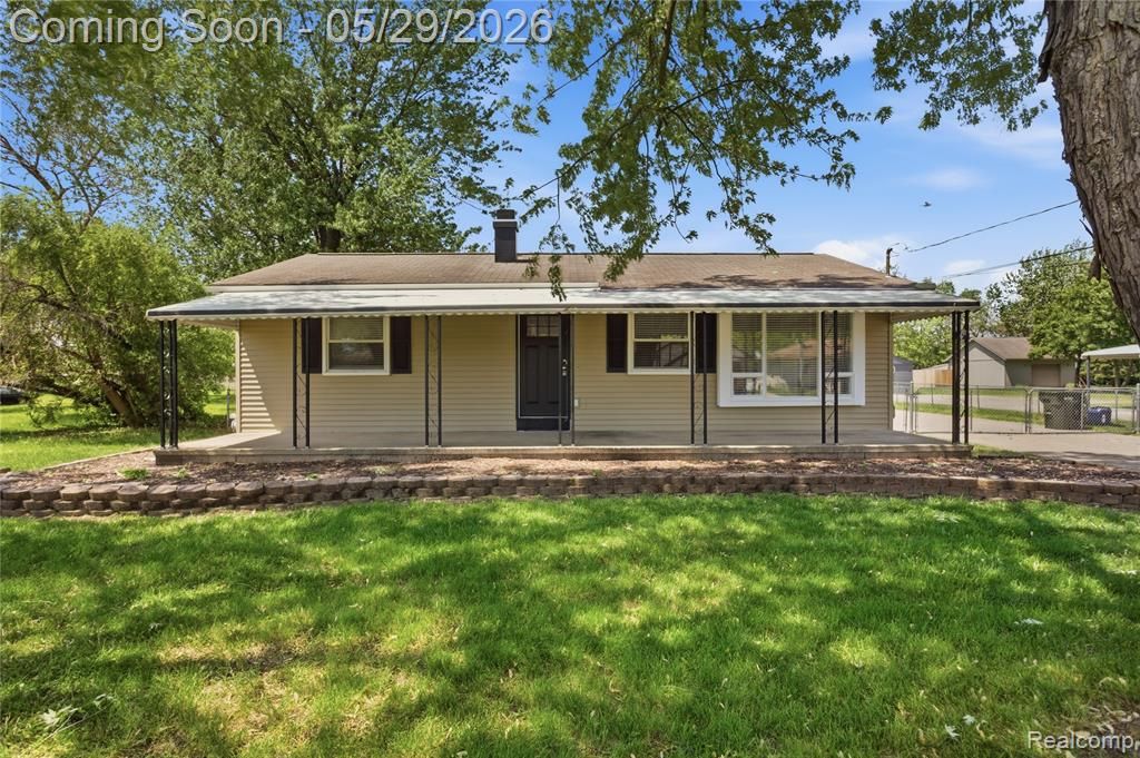 37257 Dundee Street, Sterling Heights, MI 48310