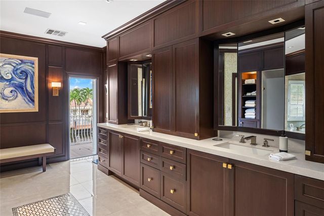 3061 NE 44th Street, Fort Lauderdale, FL 33308