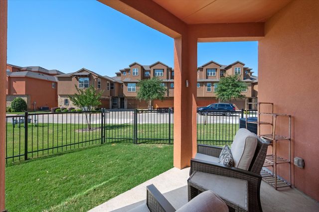 2685 Venice Drive 5, Grand Prairie, TX 75054