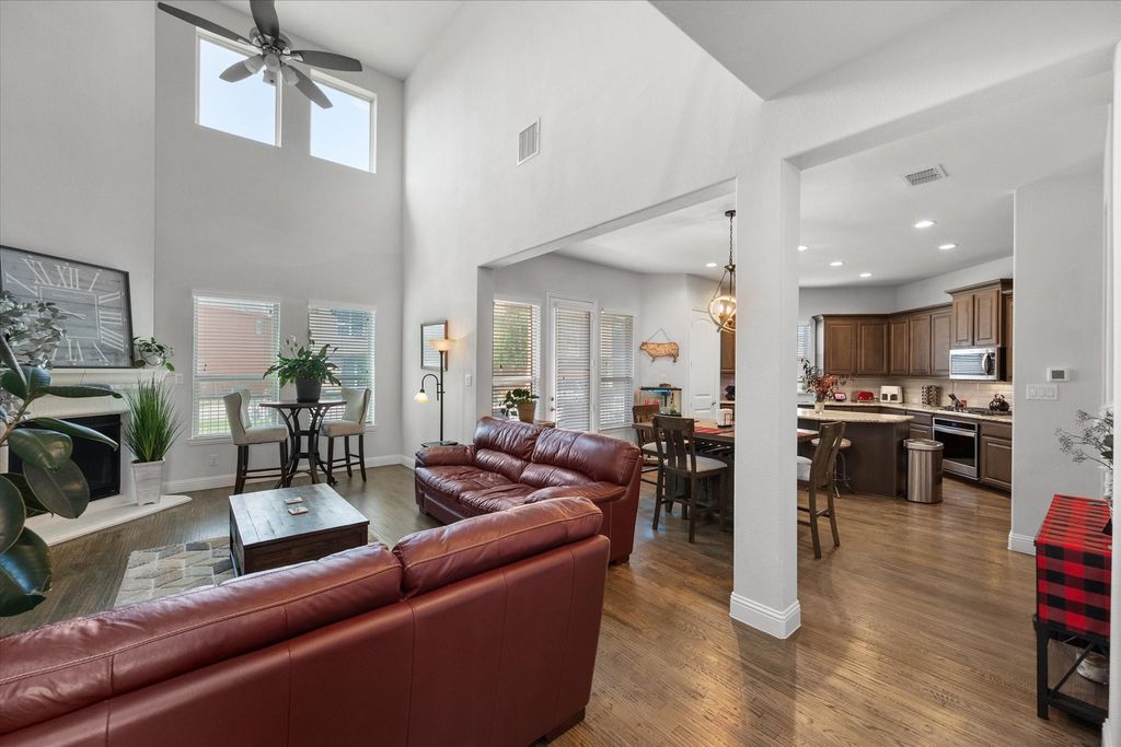 2685 Venice Drive 5, Grand Prairie, TX 75054