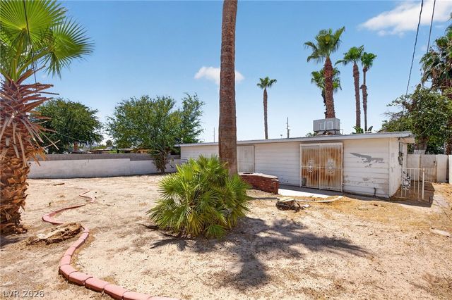 3021 Brady Avenue, Las Vegas, NV 89101