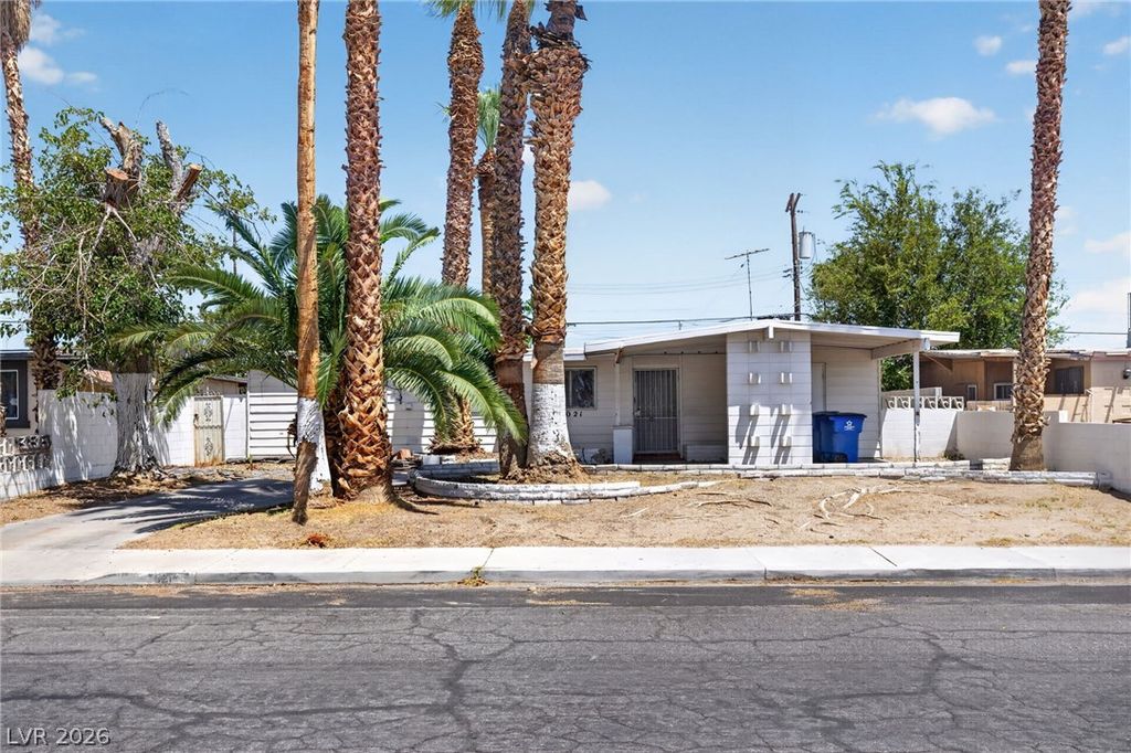 3021 Brady Avenue, Las Vegas, NV 89101