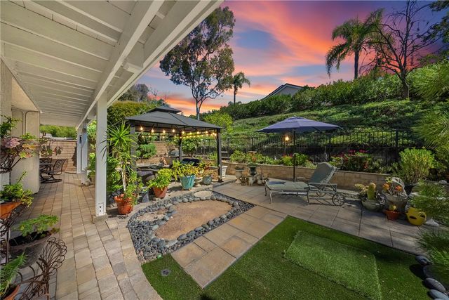 21122 Pennington Lane, Trabuco Canyon, CA 92679