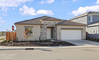 2299 Paramount Ln, Manteca, CA 95337