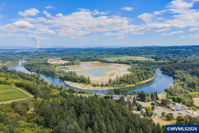341 Maple Hill Dr NW, Salem, OR 97304