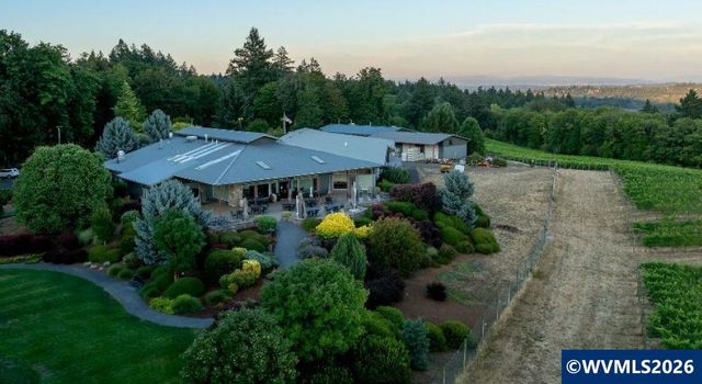 341 Maple Hill Dr NW, Salem, OR 97304