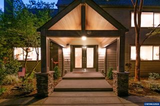 341 Maple Hill Dr NW, Salem, OR 97304