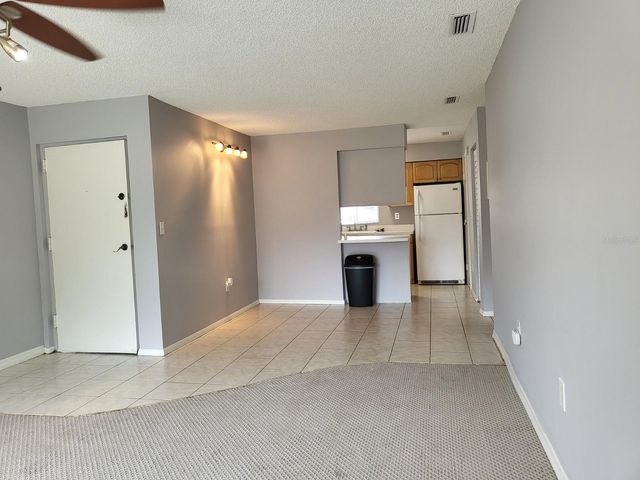 2721 HIDDEN LAKE BOULEVARD C, Sarasota, FL 34237