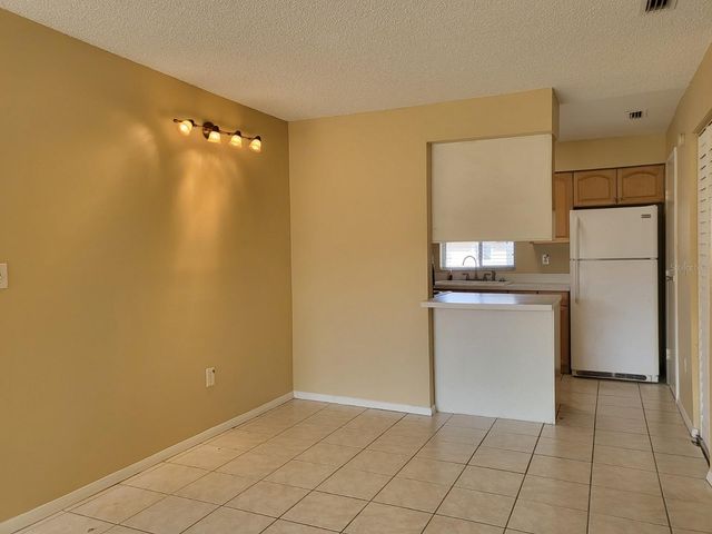 2721 HIDDEN LAKE BOULEVARD C, Sarasota, FL 34237