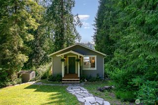 11009 E Lake Joy Drive NE, Carnation, WA 98014