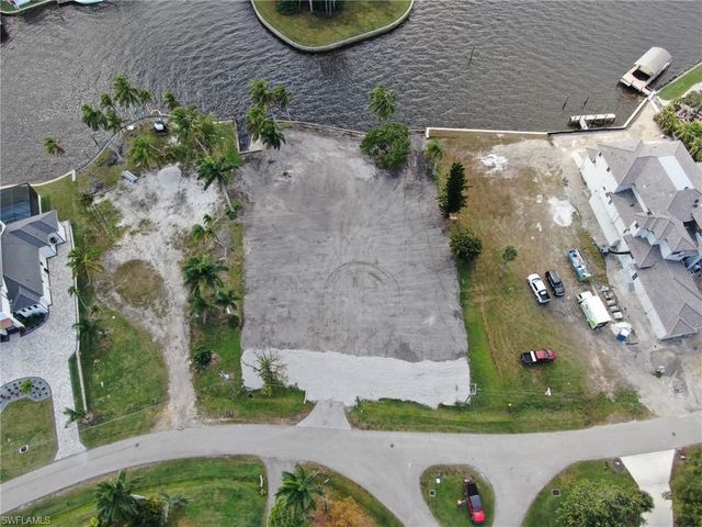 6932 Old Whiskey Creek DR, Fort Myers, FL 33919