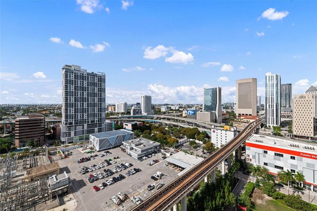 90 SW 3rd St 2109, Miami, FL 33130