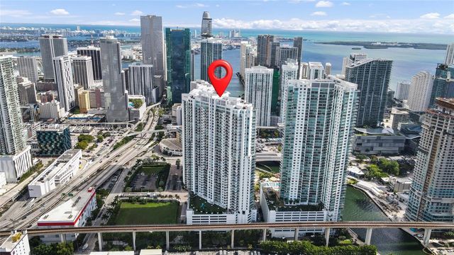 90 SW 3rd St 2109, Miami, FL 33130