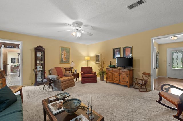 108 Pinecrest St., Collins, MS 39428