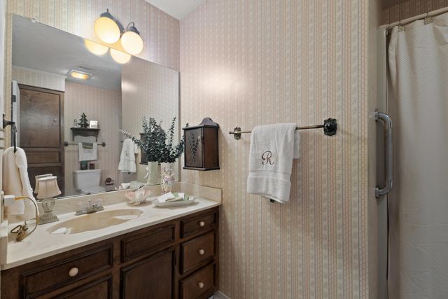 108 Pinecrest St., Collins, MS 39428