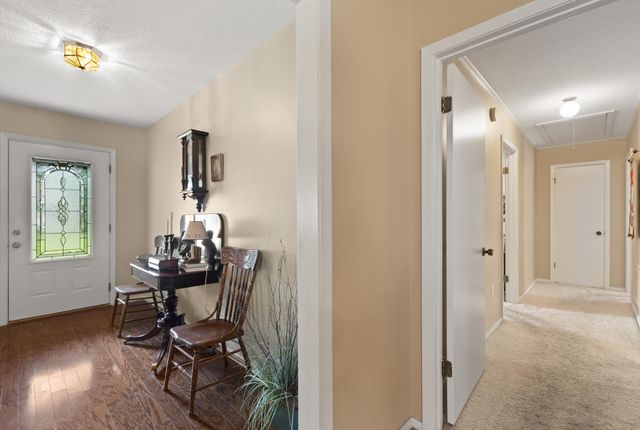 108 Pinecrest St., Collins, MS 39428