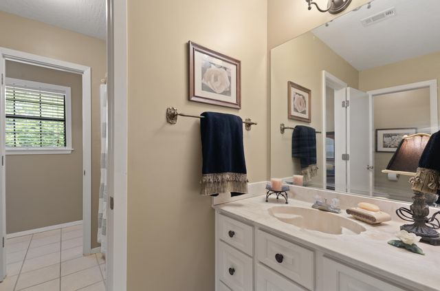 108 Pinecrest St., Collins, MS 39428