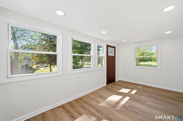 389 Griffin Road, South Windsor, CT 06074