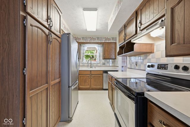 2945 N Lawndale Avenue, Indianapolis, IN 46224