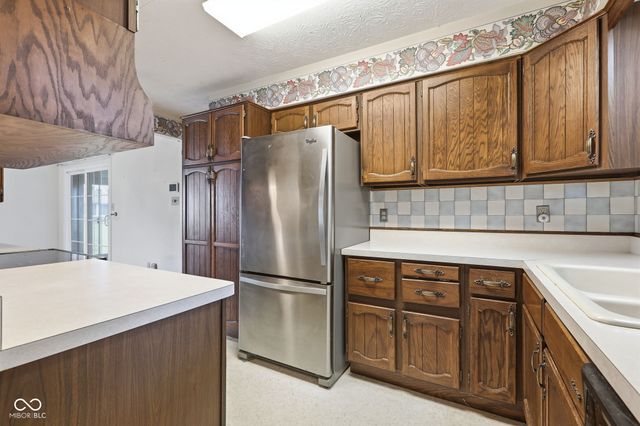 2945 N Lawndale Avenue, Indianapolis, IN 46224