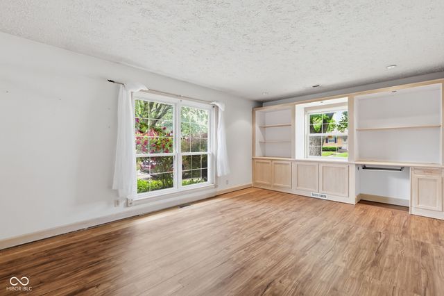 2945 N Lawndale Avenue, Indianapolis, IN 46224
