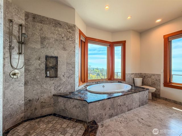 115 Clipper Way, Friday Harbor, WA 98250
