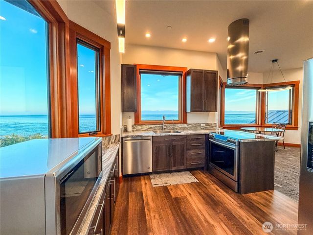 115 Clipper Way, Friday Harbor, WA 98250